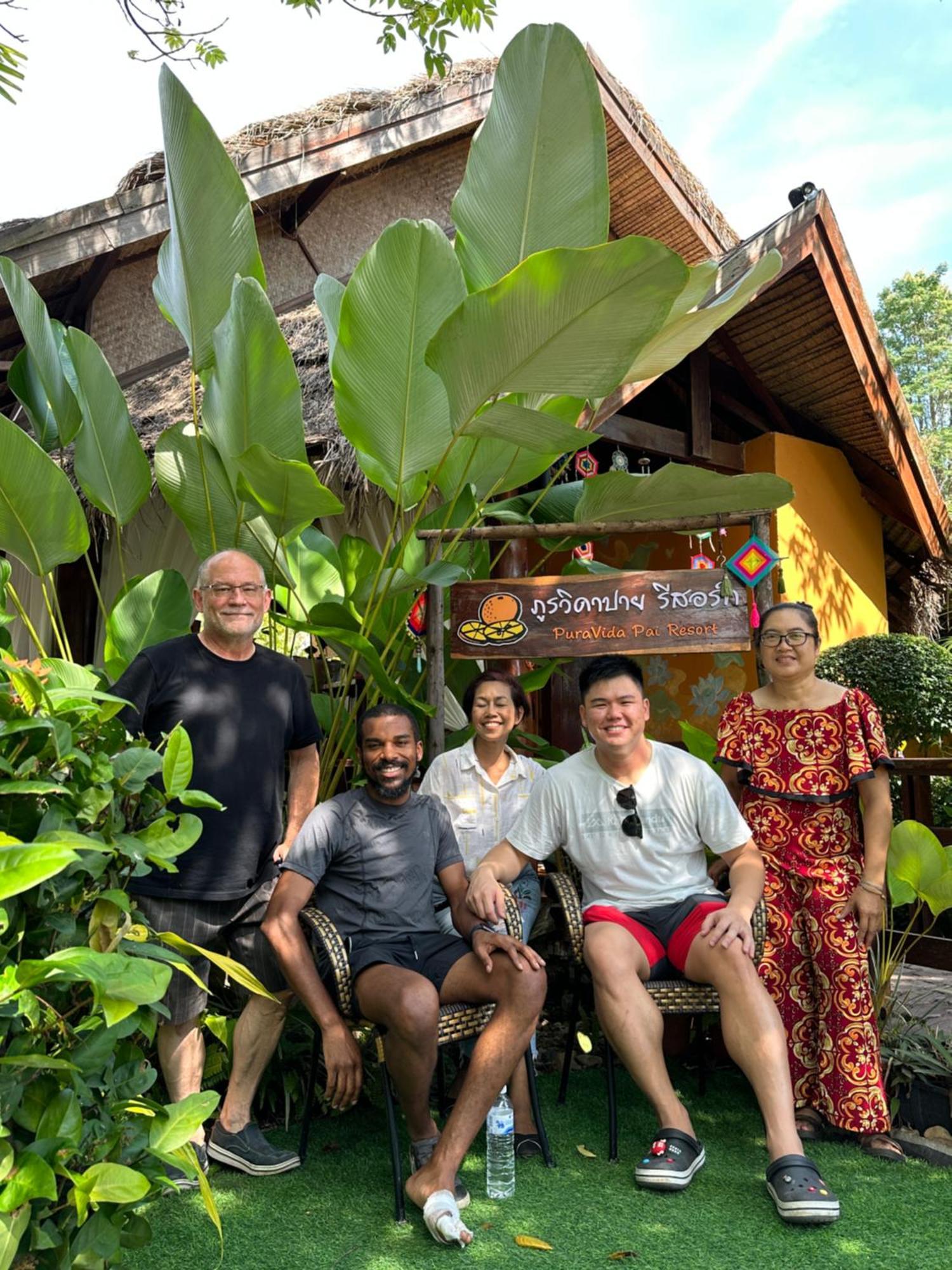 Pura Vida Pai Resort Extérieur photo